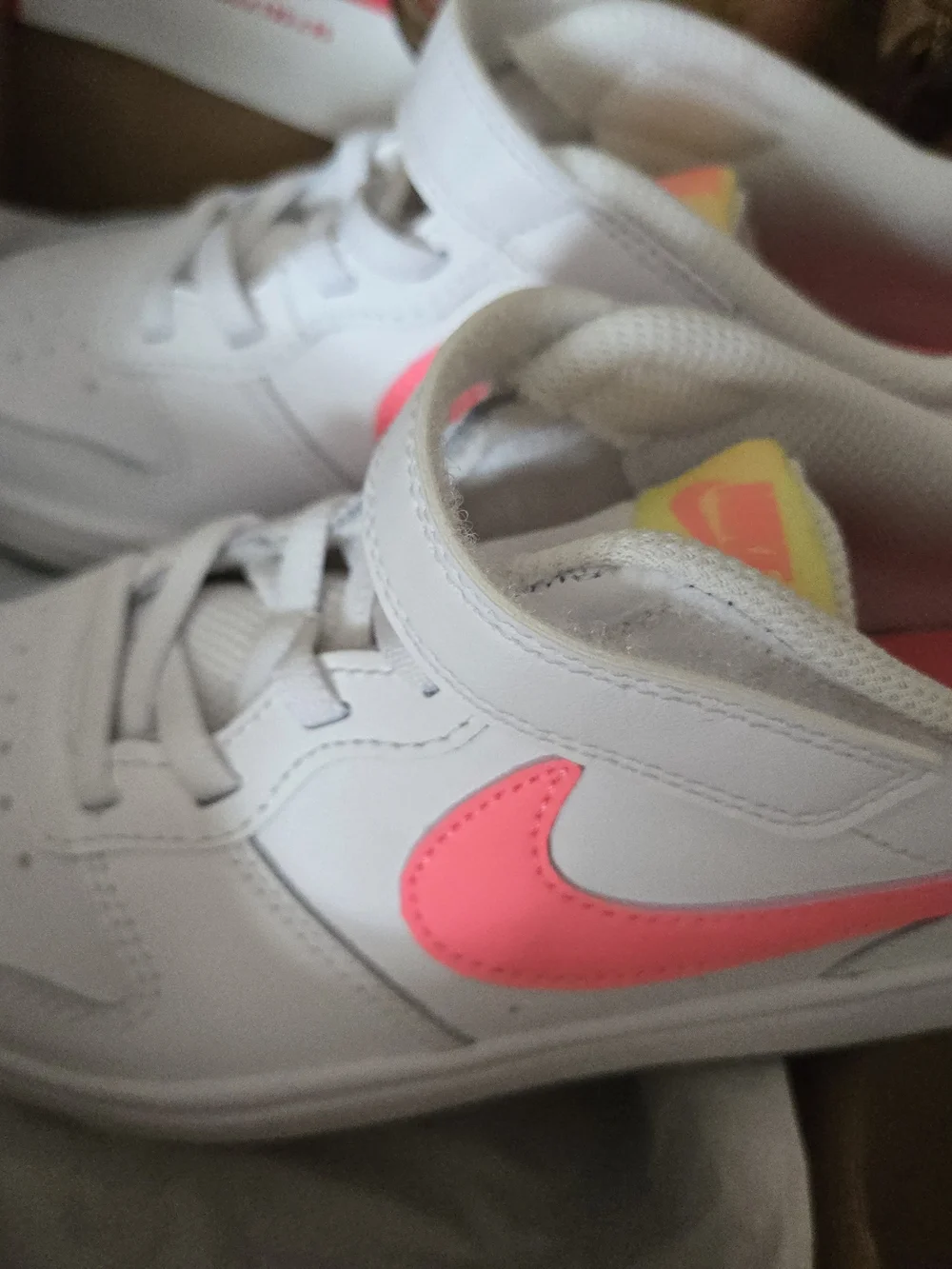 Nike Kids White Sneakers with Neon Pink Swoosh